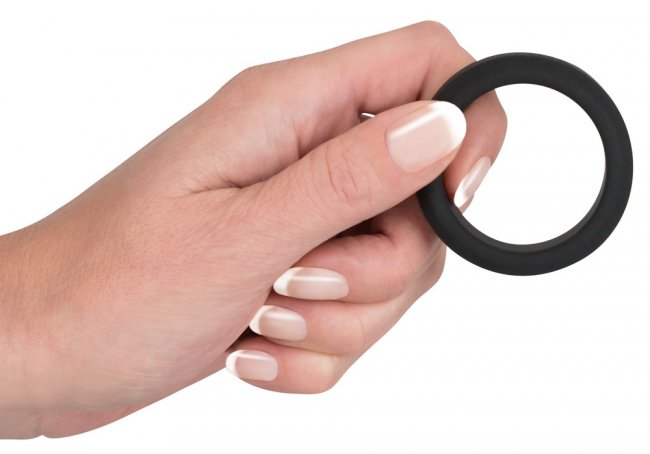 Black Velvets Cock Ring